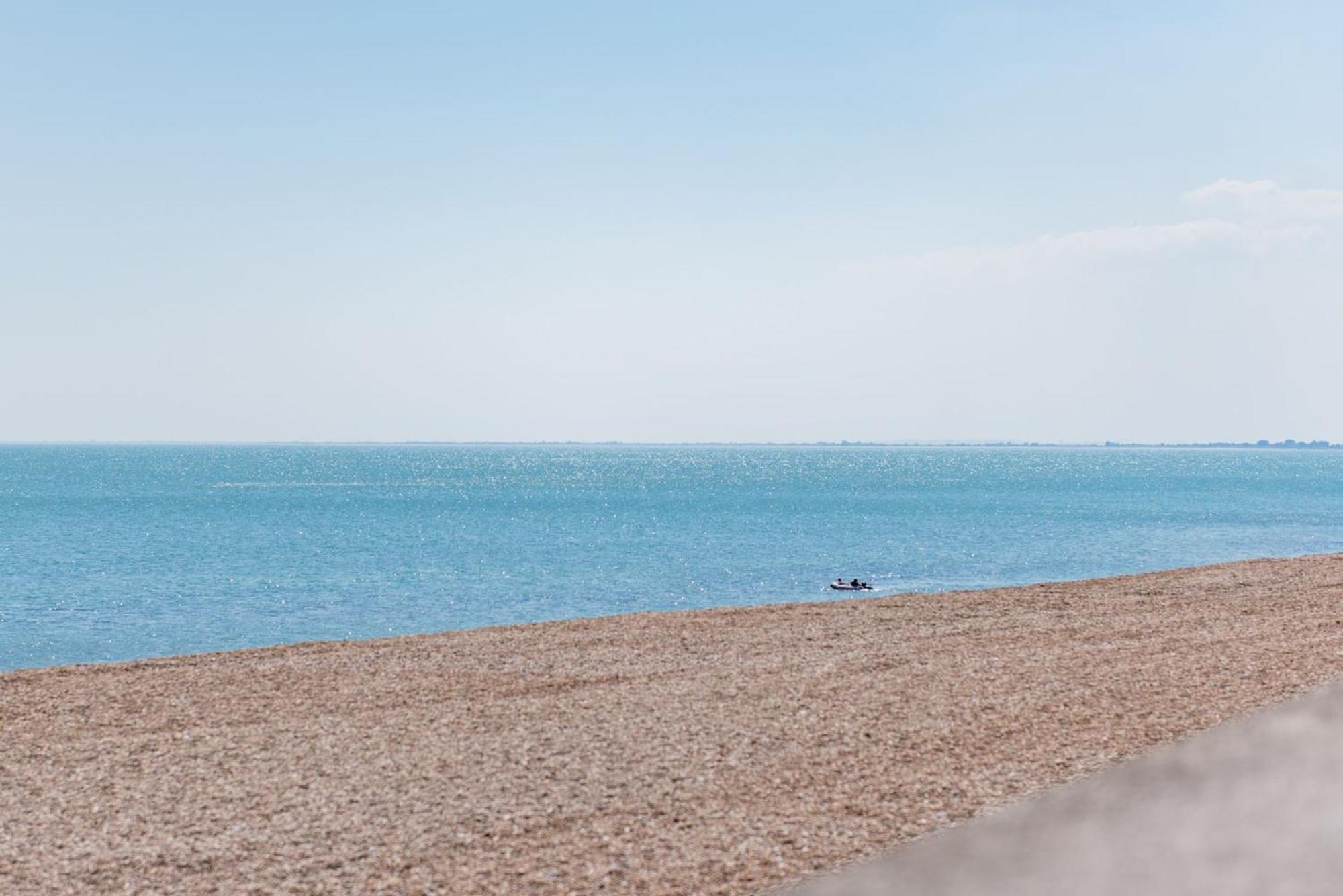 Wave Cottage By Bloom Stays Sandgate Esterno foto